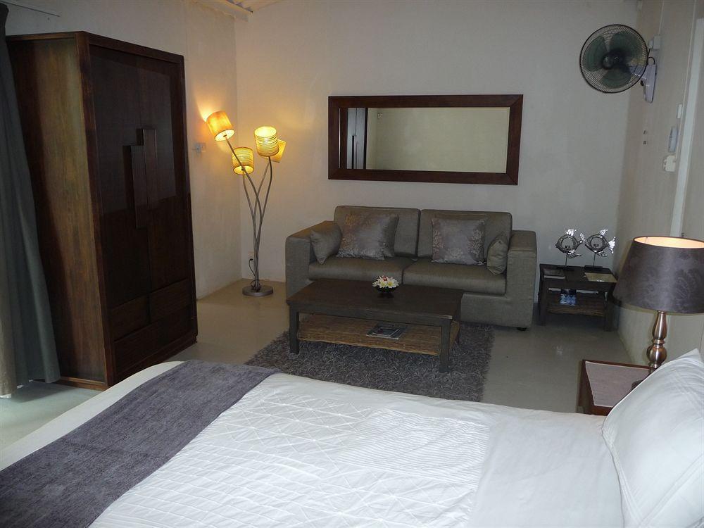 Esprit Libre Restaurant & Guest House Grand Baie Extérieur photo