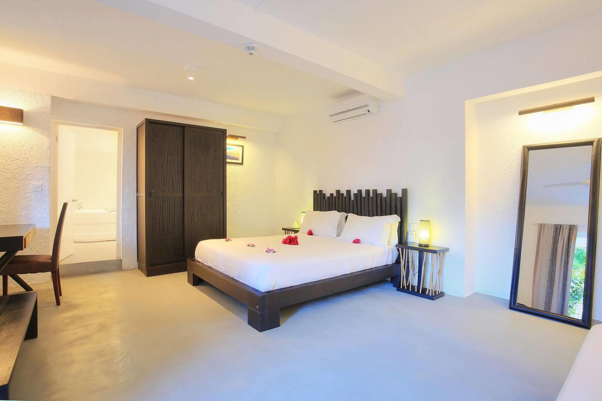 Esprit Libre Restaurant & Guest House Grand Baie Extérieur photo