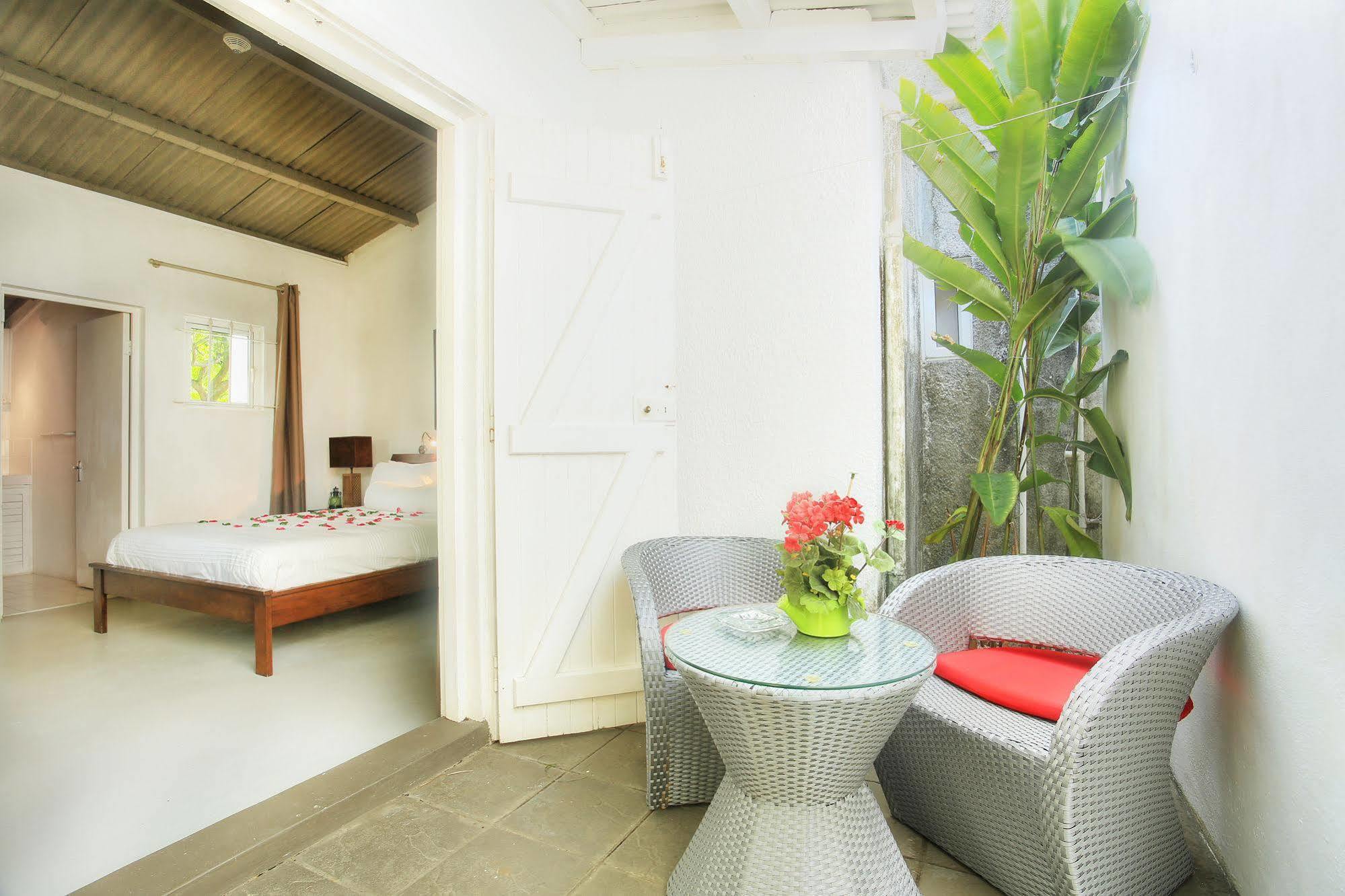Esprit Libre Restaurant & Guest House Grand Baie Extérieur photo